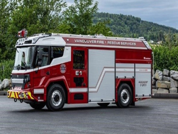  Vancouver unveils Canada's first electric fire truck and Rolls Royce to cut emissions 