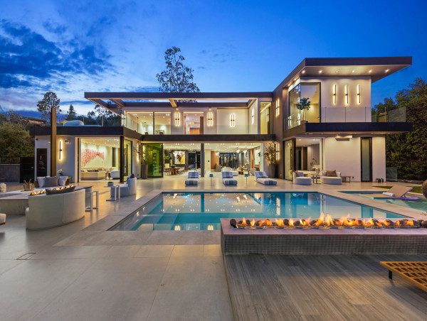 Timeless Luxury Meets Exclusive Opulence in Bel-Air: Modern Estate “Ravello” Heads to Auction via Concierge Auctions 