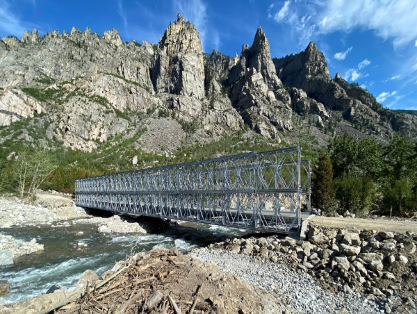 Acrow’s Modular Steel Bridge Restores Flood-Damaged Route in Remote Montana Wilderness 
