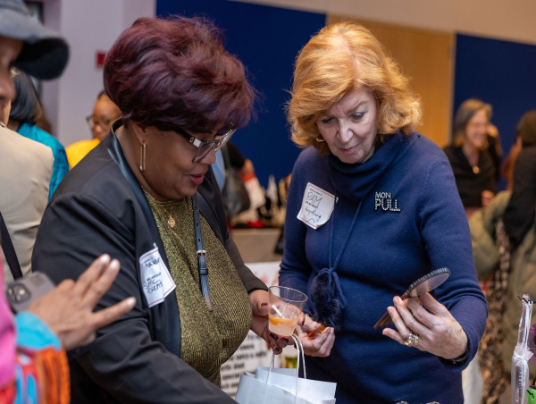 NEW YORK CITY WOMEN IN BUSINESS UNITES WITH CITY PARTNERS TO CELEBRATE WINTER HOLIDAY 2023