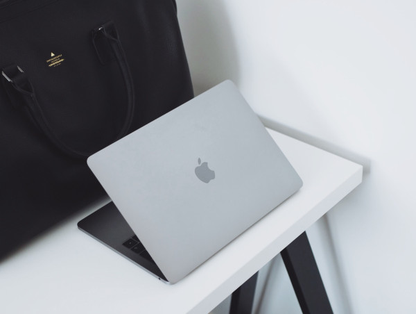  Apple will be worth $4.0 trillion by the end of 2024: Wedbush analyst 