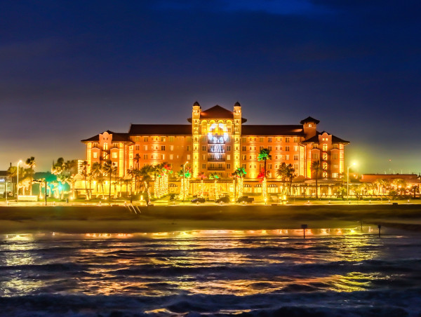 THE HISTORIC GRAND GALVEZ ANNOUNCES NEW YEAR'S EVE CELEBRATION IN GALVESTON