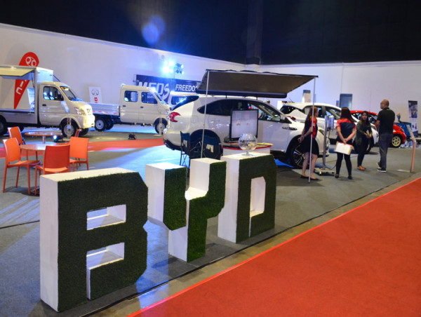  Dear Nio, Xpeng, and Tesla fans: Wang Chuanfu is up to something 