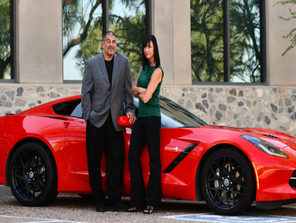  Laura Faubus Event Manager of The Forum Complex Chandler AZ Leads the New Year's Eve Masquerade Gala 