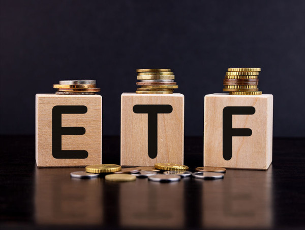 Invesco Galaxy, Bitwise, WisdomTree, and Fidelity rush to beat ETF S-1 revision deadline