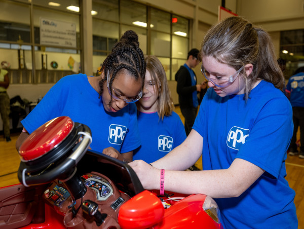X-Bots Robotics Teams Up with Greensboro Youth to Bring Holiday Joy to Toddlers with Mobility Challenges