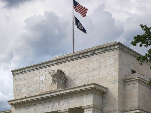  Fed’s Barkin says possibility of rate hike still ‘on the table’ 
