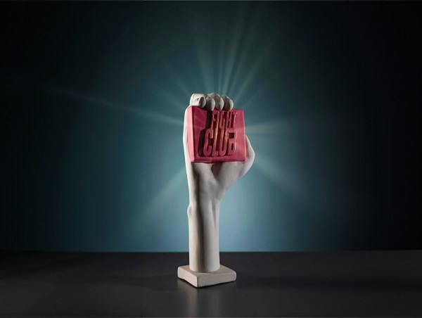 Artchi Introduces a Gallery of Abstract Sculptures, Neon Art, and Elegant Abstract Paintings