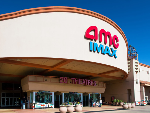 AMC stock price forecast: once beloved meme stock gets oversold