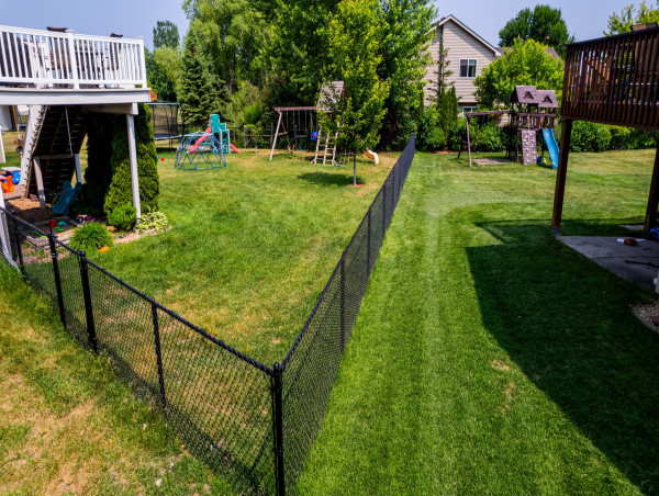  Mid America Fence Supply Leads the Way with Innovative No-Dig Fencing Solutions 