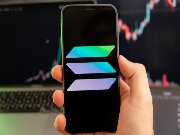 Solana (SOL), Pocket Network (POKT) surge as Pullix (PLX) attracts traders