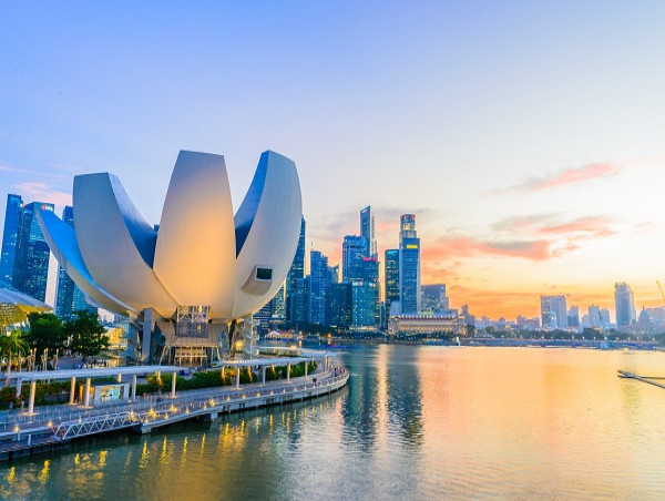 Singapore MAS opposes Spot Bitcoin ETFs; could Meme Moguls be an alternative?