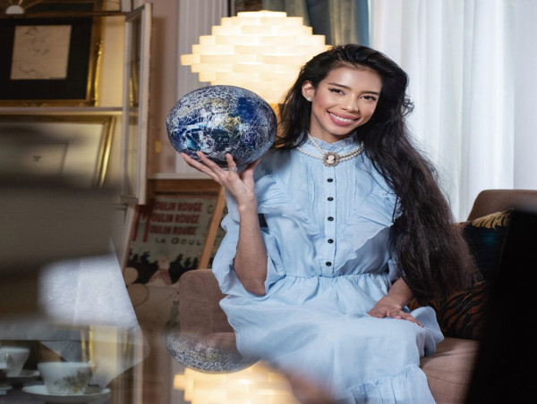 Rani Vanouska T. Modely 's Impactful Commitment to Philanthropy As a Mother Teresa of Football