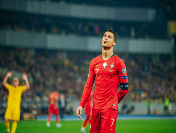 Binance users want to serve Cristiano Ronaldo via X in a class-action lawsuit