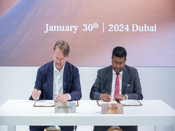  Prepaire Labs Signs MOU with United Imaging Healthcare for uExplorer Total Body PET CT Scanner at Arab Health Expo 2024. 