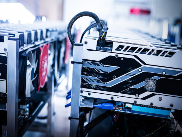 How attractive is CleanSpark (CLSK) after recent price gains?