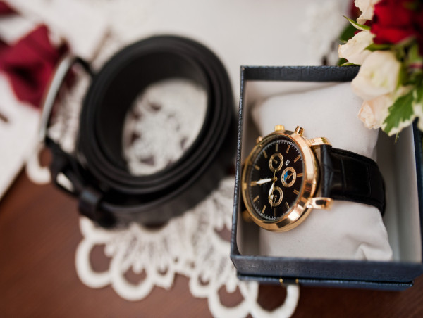  Watches and Adventure: Exploring Timepieces for the Great Outdoors 