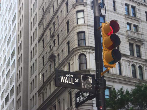  What’s going on with Iris Energy share price? 