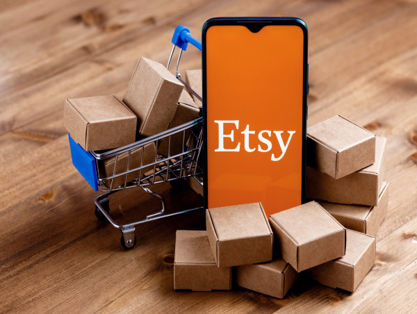  Etsy stock price could crash by 25% as its growth decelerates 