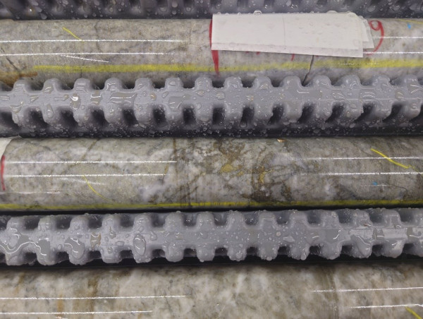 Donut Discovery Grows; Founders Metals Hits 19.0 Metres of 14.23 g/t Gold