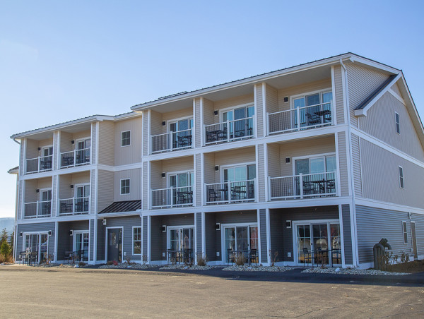Lafayette Lodge Opens at Owl’s Nest Resort