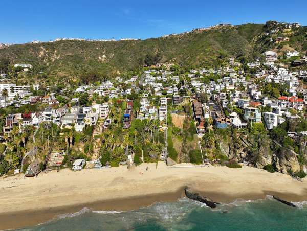  Premier Laguna Oceanfront Lot in One of Southern California’s Most Coveted Communities to Auction via Concierge Auctions 