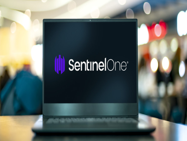 SentinelOne stock price forecast ahead of Q4 earnings: buy or sell?