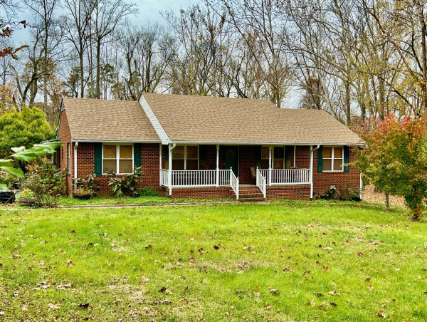 3BR/2BA Brick Home w/Buildings on 5± Acres in Goochland County, VA Set for Auction Announces Nicholls Auction Marketing