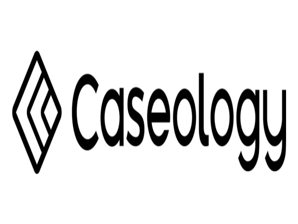 Caseology Releases Parallax Watch Strap for Apple Watch, Elegance Expressed with 3D Hexa Cube Pattern Design