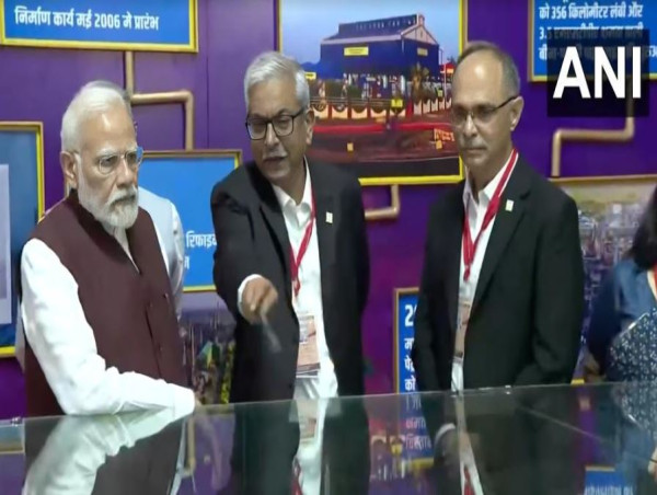 PM Shri Narendra Modi Laid the Foundation Stone for Rs. 49,000 Crore Petrochemicals Project at BPCL's Bina Refinery in MP 