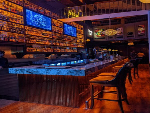  Ring in the New Year in Grandeur at Reflex for an Unforgettable Celebration 