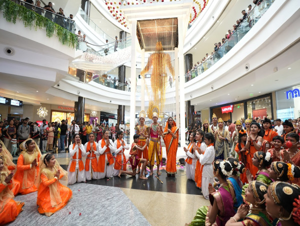  Phoenix Marketcity, Pune Unveils Majestic 25-Foot Lord Hanuman Sculpture Titled Divine Vibrations in Commemoration of Ram Mandir Inauguration 