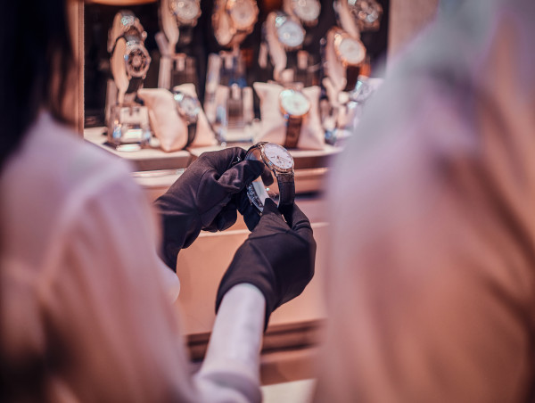 Horological Horizons: Navigating the Cosmic Influences in Modern Watch Aesthetics