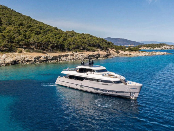  UC Yacht Charters Announces a New Collection of Luxury Greek Island Charters for the Upcoming Summer 