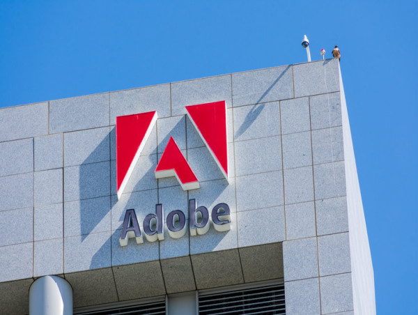  Adobe stock tanks 10% as Q1 earnings beat but guidance disappoints 