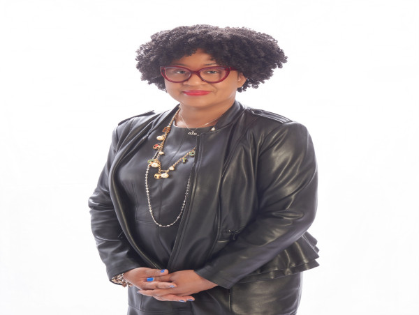 Kelli Kombat Teams Up with SuccessBooks® and Lisa Nichols to Co-Author the Empowering Book, “Against All Odds”