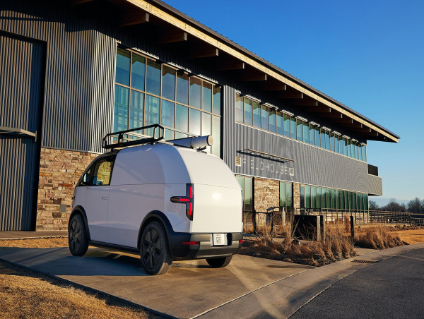 Canoo stock price: Analysts are bullish on GOEV