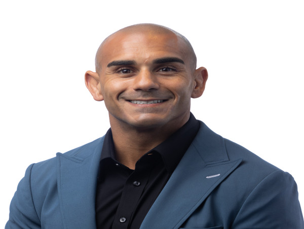 Simon Arias’s GRINDcast Discusses the Importance of Personal and Professional Growth