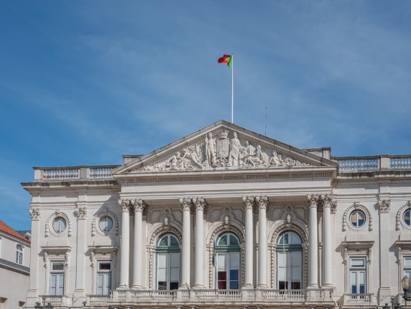 Worldcoin (WLD) faces regulatory scrutiny in Portugal