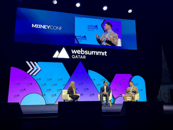  Ozan Ozerk Explores AI's Future in Fintech at Qatar Web Summit 