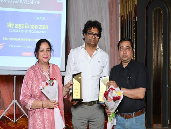 Crack Academy Honours 50 Educationists at its Award of Excellence Ceremony