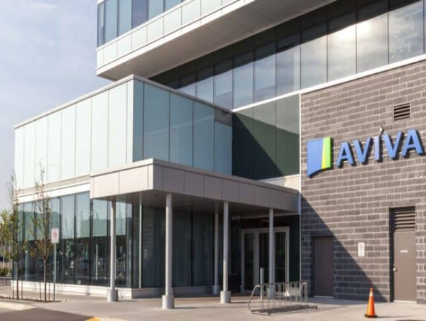 Aviva share price is beating rivals under Amanda Blanc