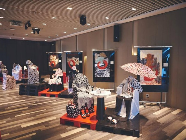 Genes Lecoanet Hemant Exhibits 'Another Look' Fashion and Art Installation