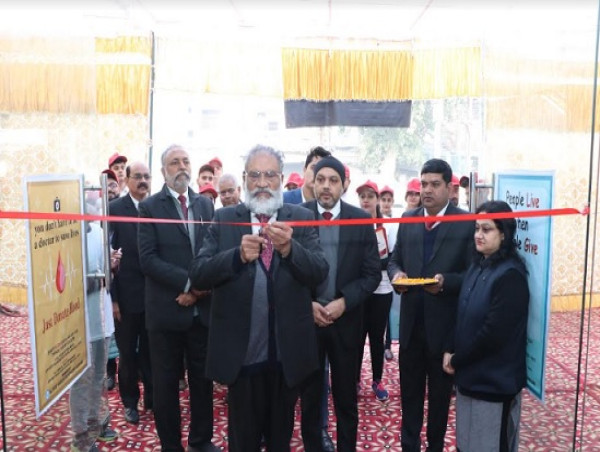  KLJ Group Organized Blood Donation Camp in Association with Rotary Club of Delhi Nirvana 