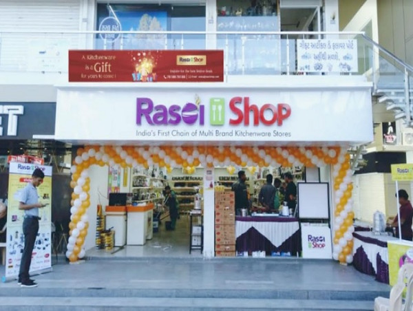 From Chammach to Chimney, RasoiShop Delivers All Branded Kitchenware at your Door