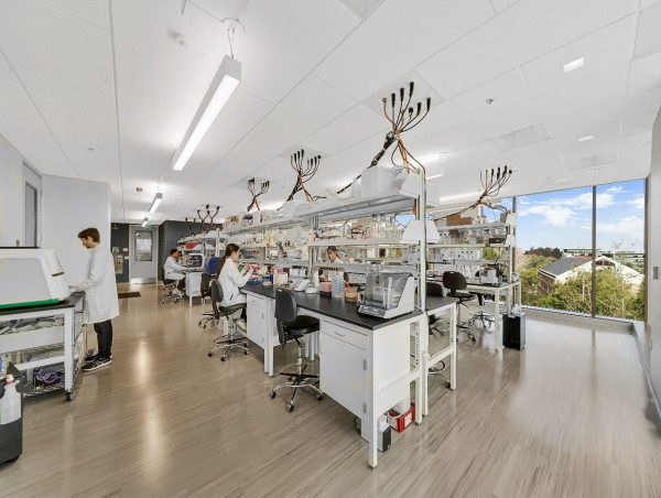  Allergan Aesthetics and University Lab Partners Announce the Golden Ticket Pitch Competition to Accelerate Aesthetics Start-Ups 