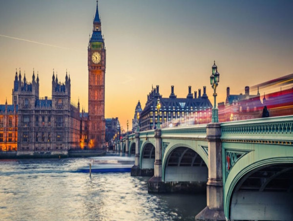 Pound to rupee (GBP/INR) double tops after strong UK GDP data