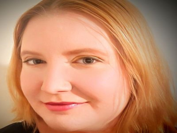  Author Corrina Murdoch Unveils Thrilling New Novel 