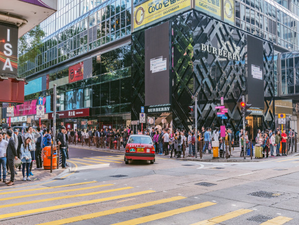 Hang Seng index is in a bull market thanks to these stocks