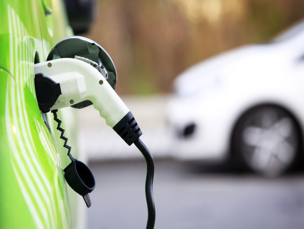 Mullen Automotive (MULN) stock price short squeezed: is it a buy?